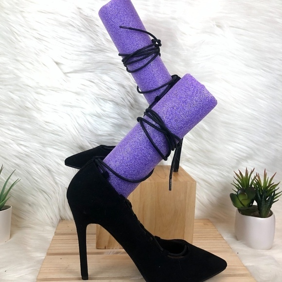 Just Fab Orana Black Lace Up Pumps - Picture 2 of 5